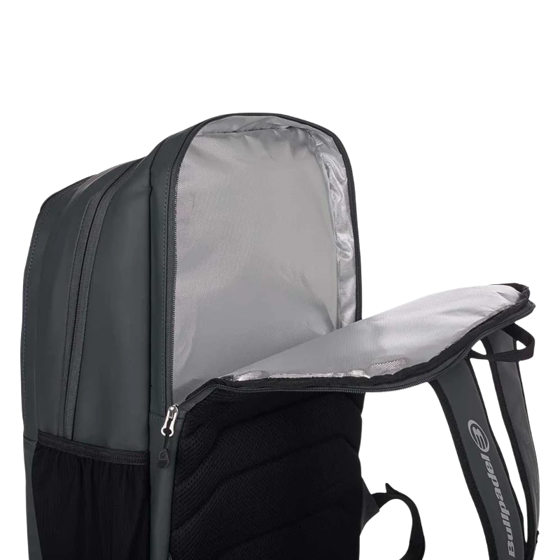 Pack Bullpadel Vertex 04 Men 2026