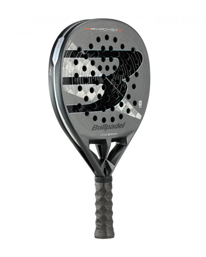 BULLPADEL HACK 04 HYBRID 2026