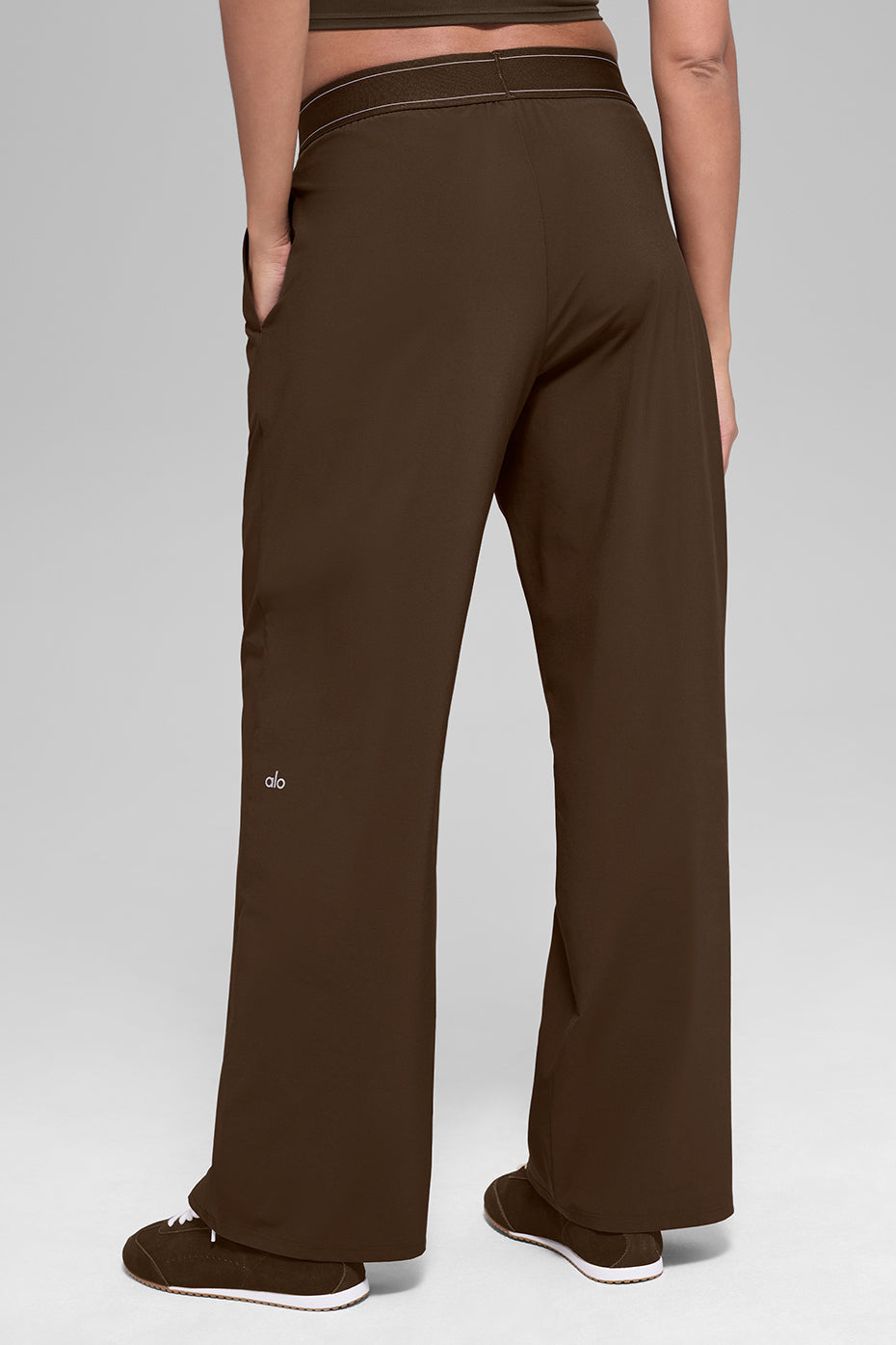 Pantalón alo siut up corte regular espresso