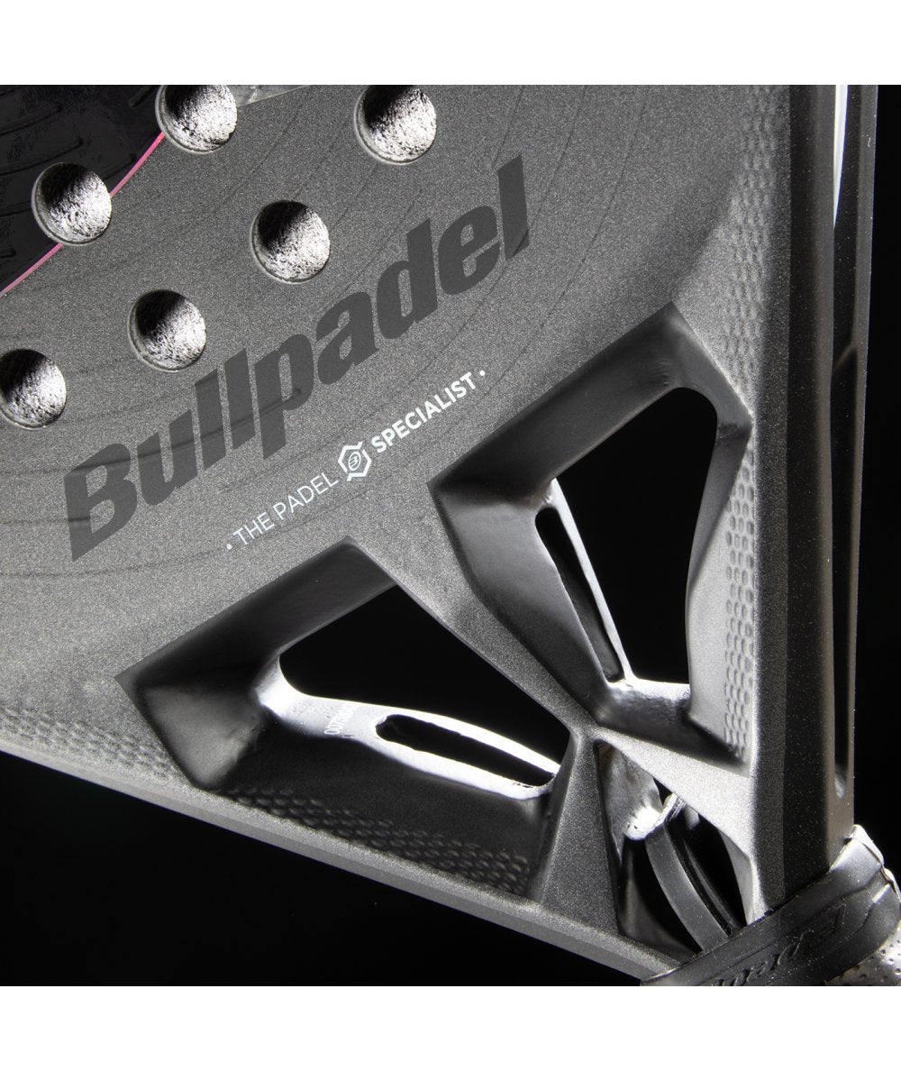 BULLPADEL HACK 04 HYBRID 2026
